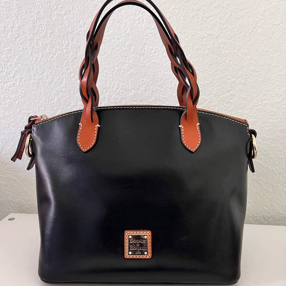 Dooney & Bourke | Small Heidi Satchel | Black Smooth Leather | Like New | Luxury - Picture 4 of 9